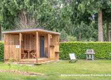 emplacement-camping-premium-suite-exterieur-les-ormes